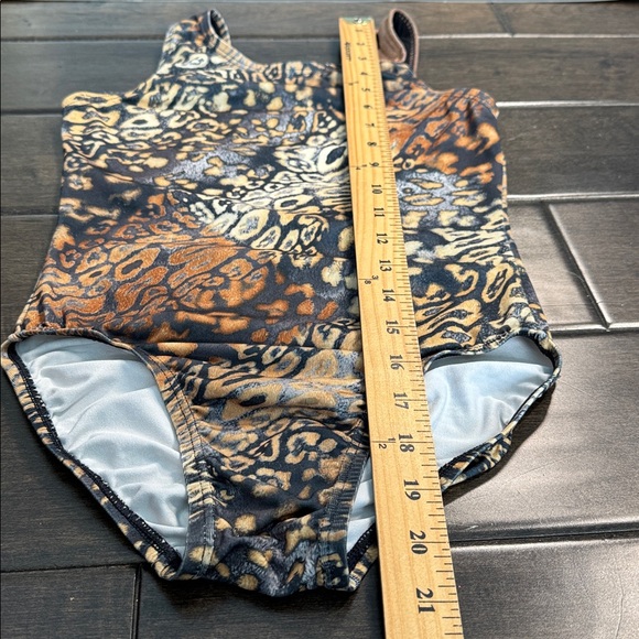 ❤️3/$30 Satara Leos Leopard Print Leotard - Picture 8 of 9